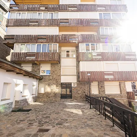 Edelweiss 2 Y Parking 4 Personas Apartment *
